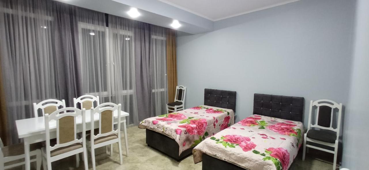 Hotel Posta Khulo Habitación foto